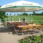 Heu-ferienhof Altkamp Putbus