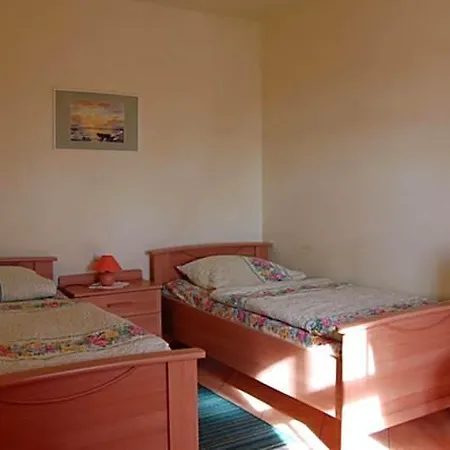 Heu-ferienhof Altkamp Guest house Putbus