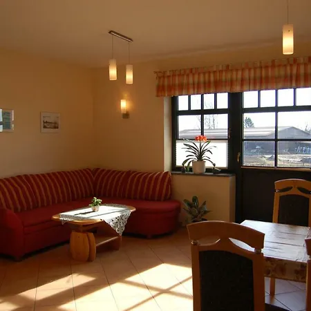 Heu-ferienhof Altkamp Putbus