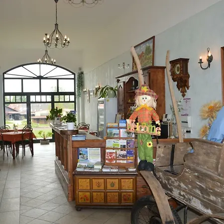 Heu-ferienhof Altkamp 3*